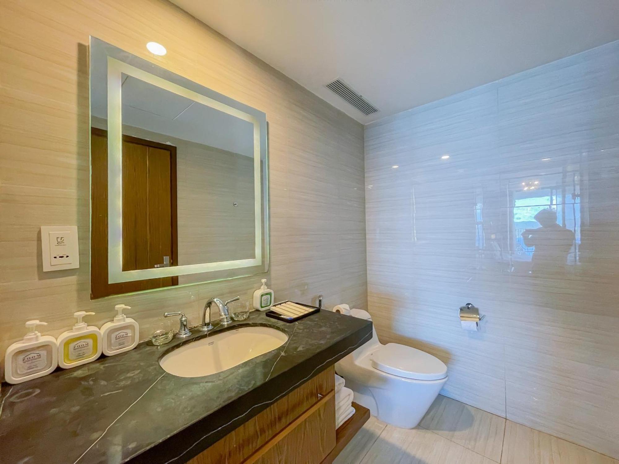 Luxury Seaview Panorama Nha Trang By Luna Exteriör bild