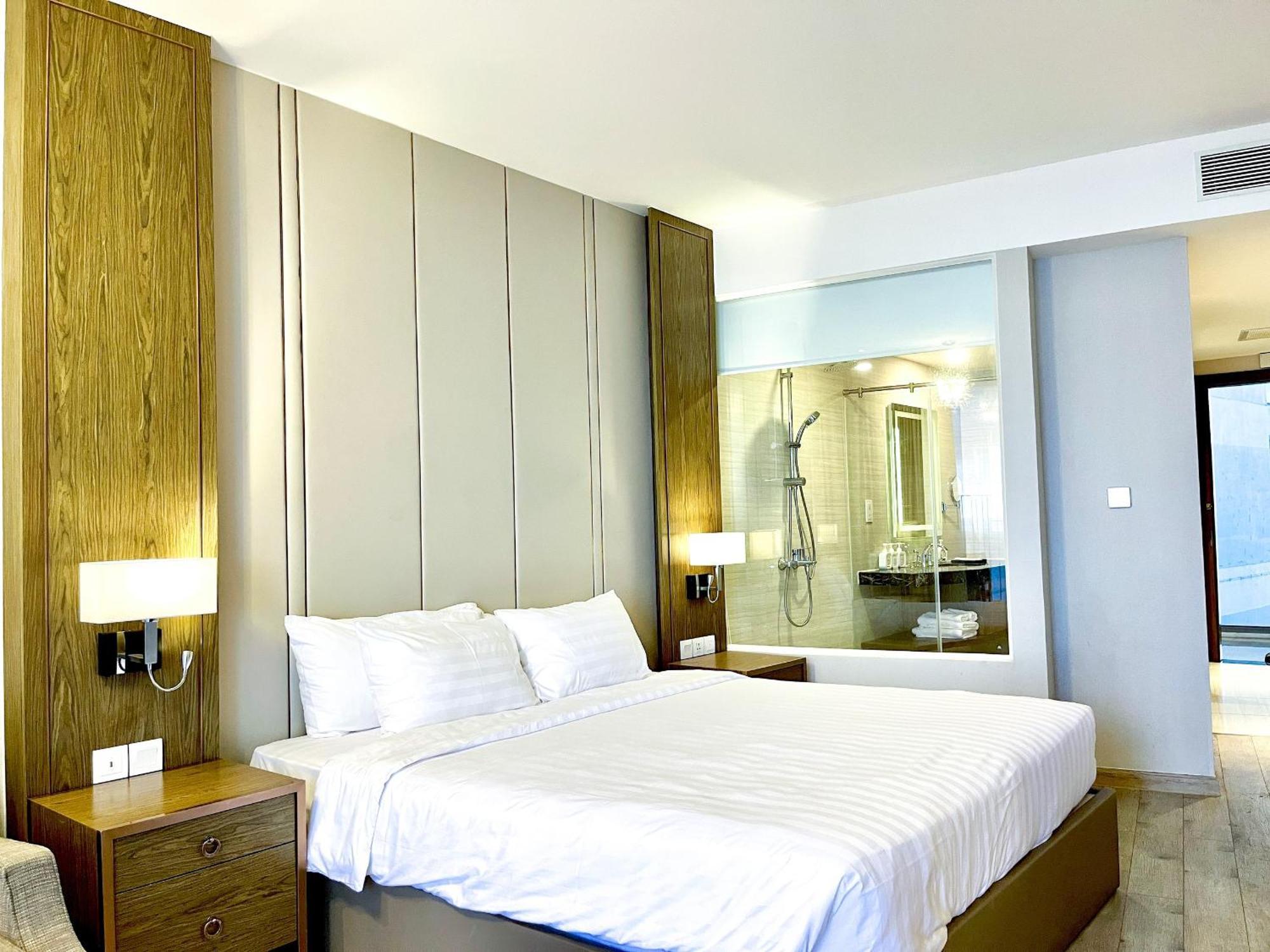 Luxury Seaview Panorama Nha Trang By Luna Exteriör bild